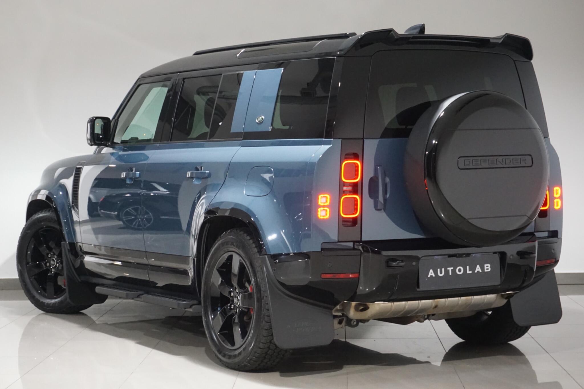 Land Rover Defender 110 2.0 P400e 15.4kWh X-Dynamic HSE SUV 5dr Petrol Plug-in Hybrid Auto 4WD Euro 6 (s/s) (404 ps)